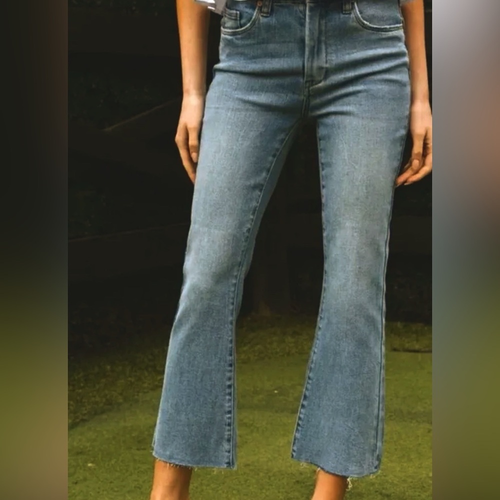 Blank NYC Womens 28 x25 The Varick Kick Flare Denim Medium Wash Blue Jeans 569™ - Picture 16 of 16